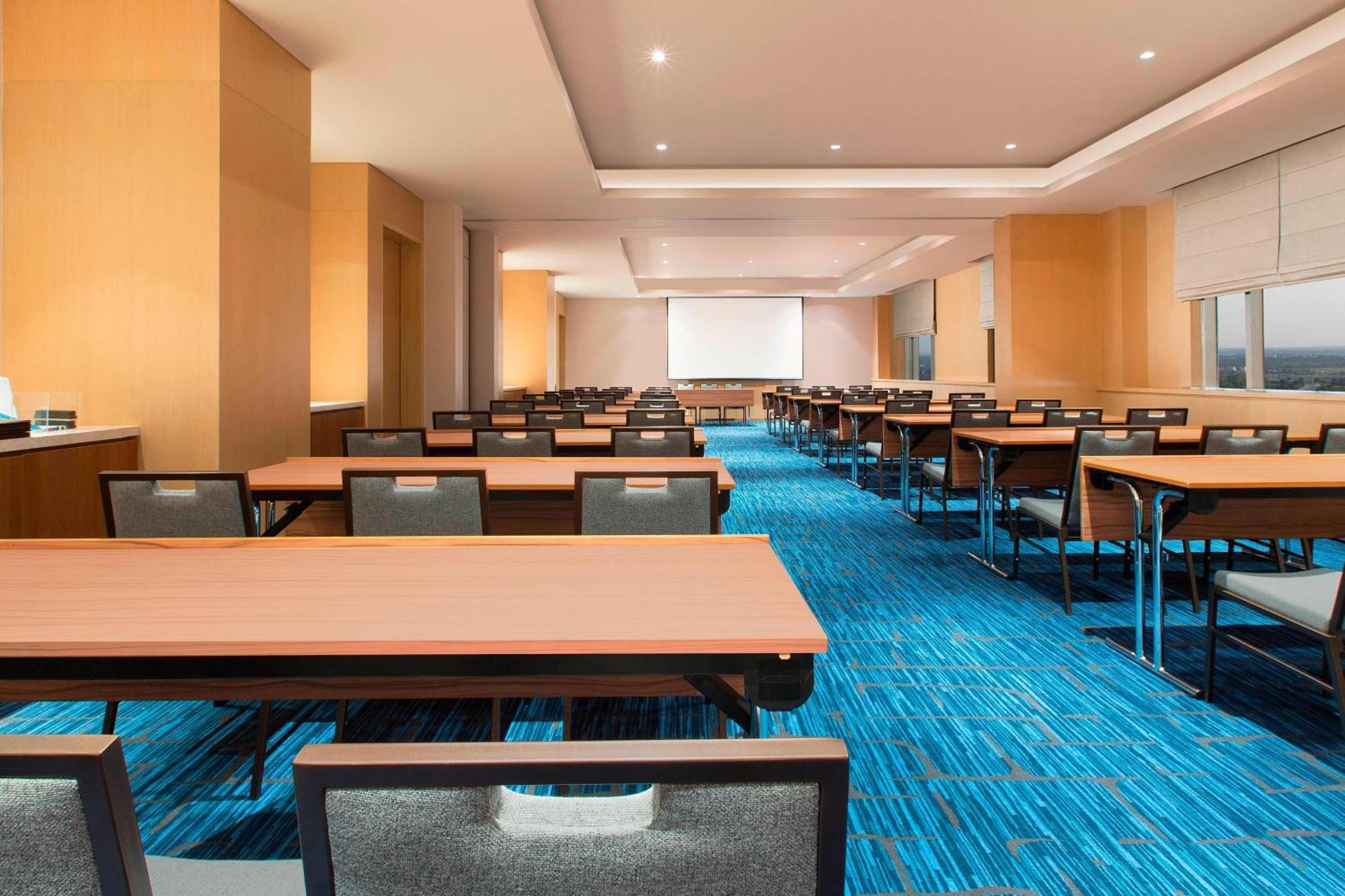 Sheraton Hyderabad Hotel Bagian luar foto