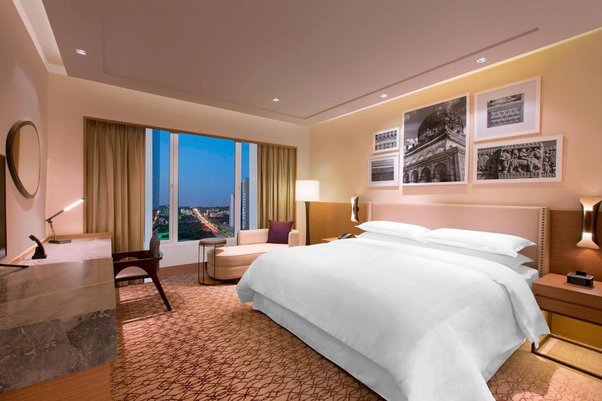 Sheraton Hyderabad Hotel Bagian luar foto